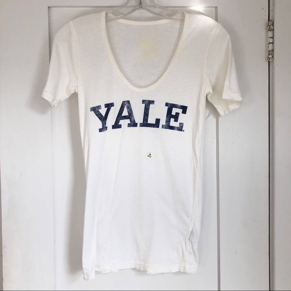 NWOT Chaser Light Cream Yale Short Sleeve Tee